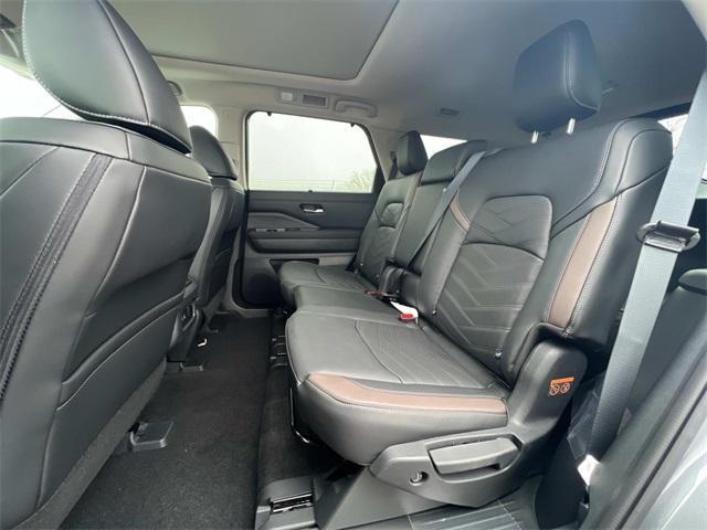 new 2025 Nissan Pathfinder car, priced at $46,816