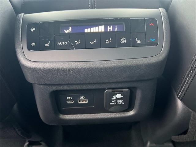 new 2025 Nissan Pathfinder car, priced at $46,816