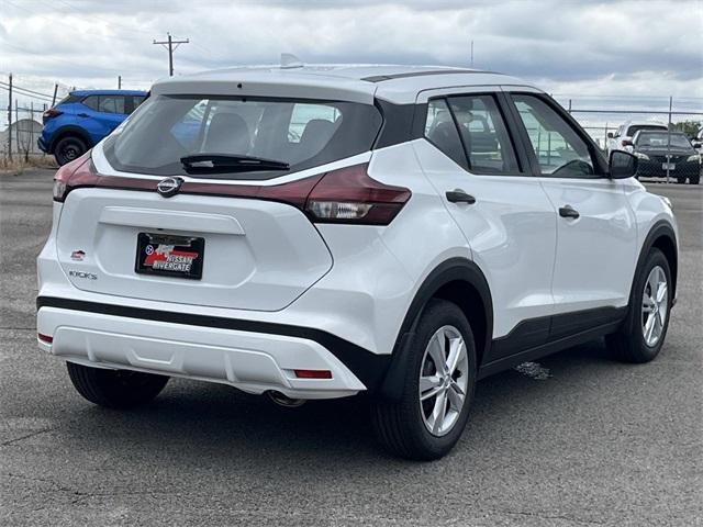 new 2025 Nissan Kicks Play car, priced at $22,040