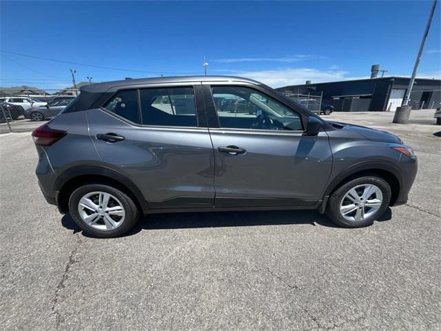 new 2025 Nissan Kicks Play car, priced at $21,871