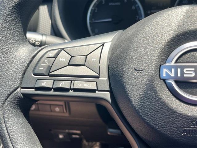 new 2025 Nissan Kicks Play car, priced at $21,871