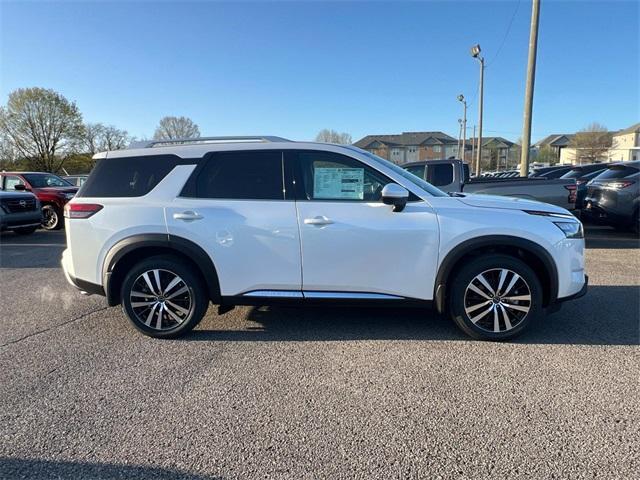 new 2025 Nissan Pathfinder car, priced at $46,820
