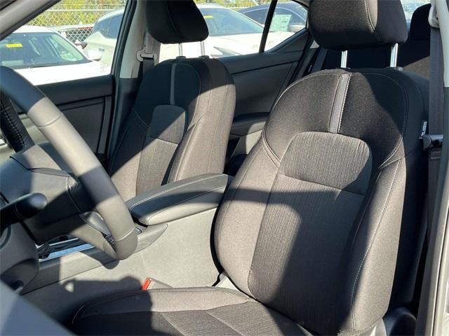 new 2025 Nissan Sentra car, priced at $21,820