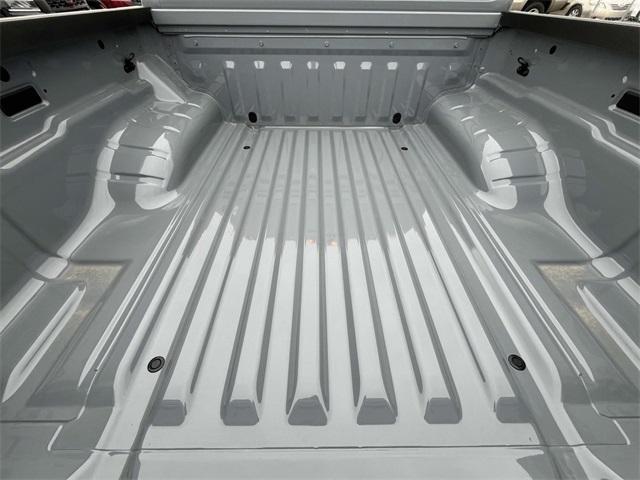 new 2025 Nissan Frontier car, priced at $39,876