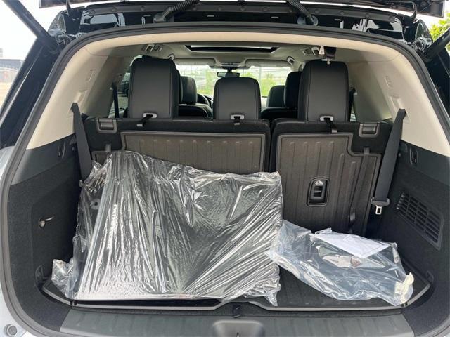 new 2025 Nissan Pathfinder car, priced at $48,474
