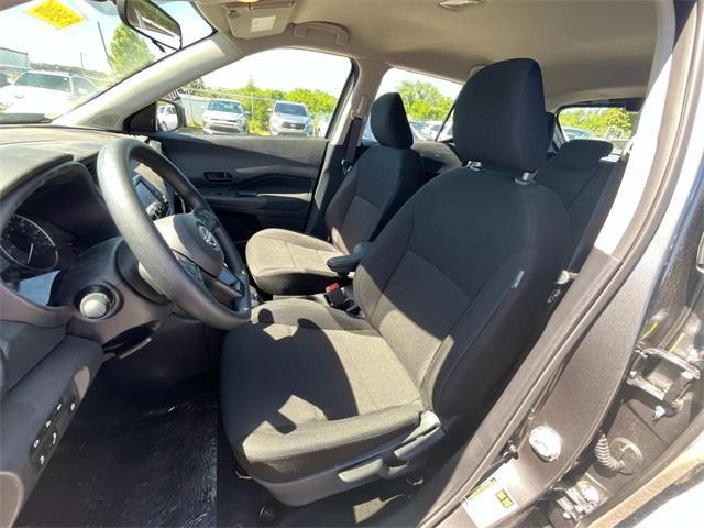 new 2025 Nissan Kicks Play car, priced at $21,871