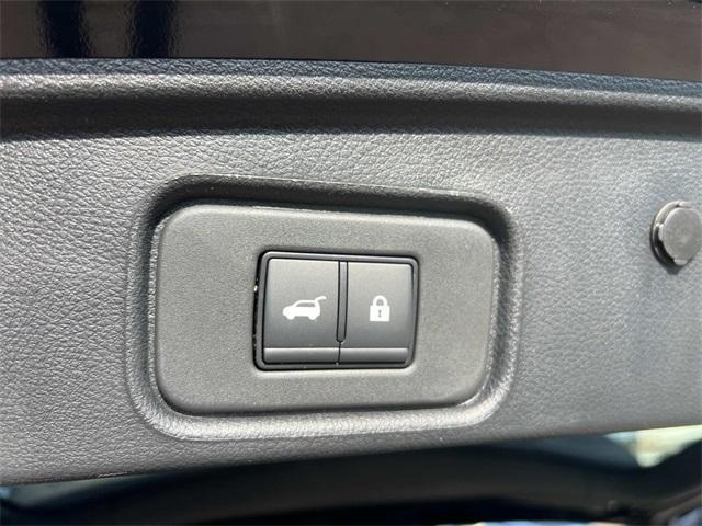 new 2025 Nissan Pathfinder car, priced at $48,580