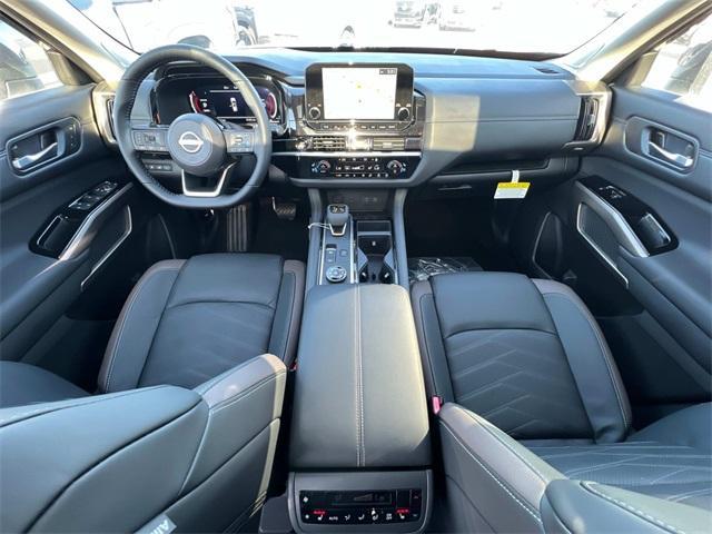new 2025 Nissan Pathfinder car, priced at $48,580