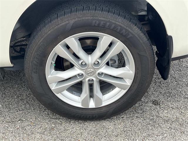 used 2015 Nissan Rogue Select car, priced at $8,141