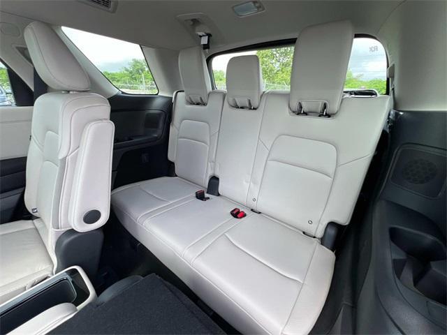 new 2025 Nissan Pathfinder car, priced at $42,244