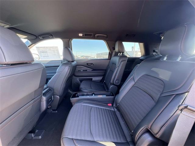 new 2025 Nissan Pathfinder car, priced at $42,324