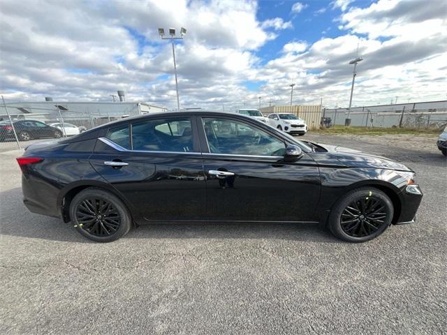 new 2025 Nissan Altima car, priced at $30,465