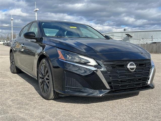 new 2025 Nissan Altima car, priced at $30,465