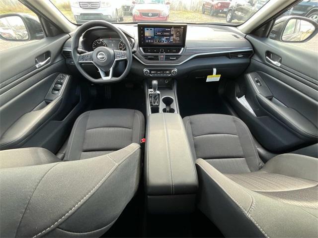 new 2025 Nissan Altima car, priced at $30,465