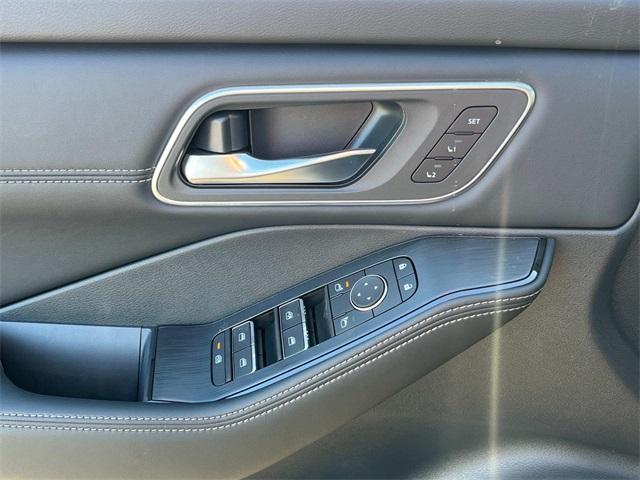 new 2025 Nissan Rogue car, priced at $39,299
