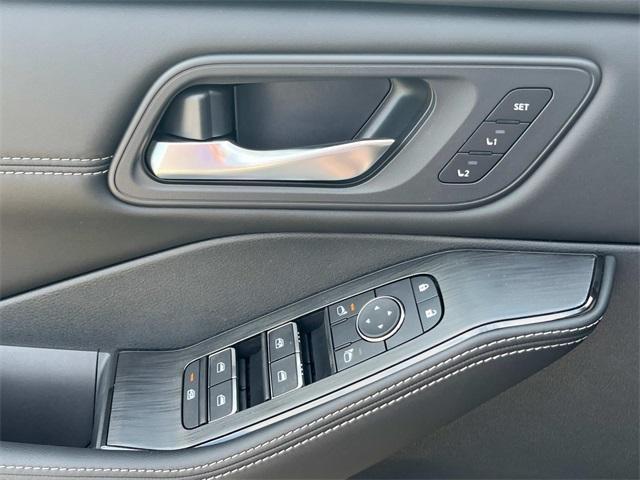 new 2025 Nissan Rogue car, priced at $37,099