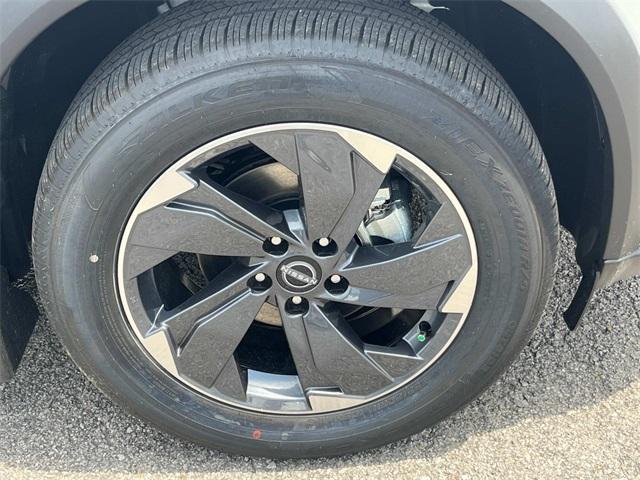 new 2025 Nissan Rogue car, priced at $29,743