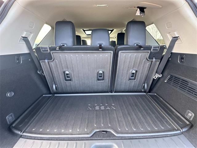 new 2025 Nissan Pathfinder car, priced at $46,776