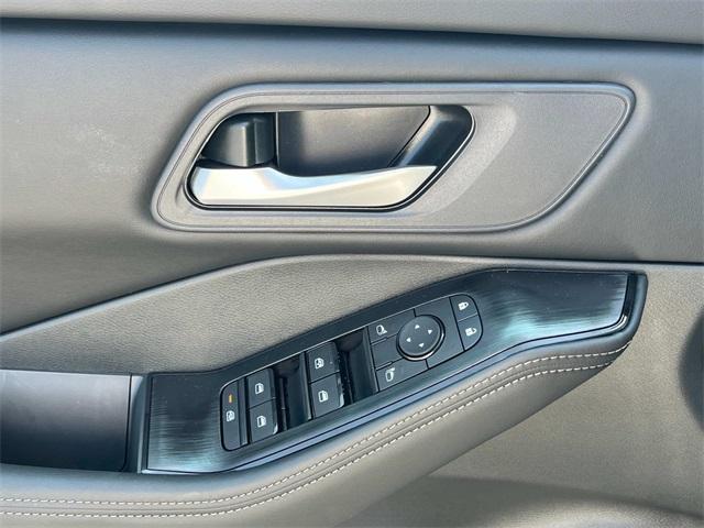 new 2025 Nissan Rogue car, priced at $29,743