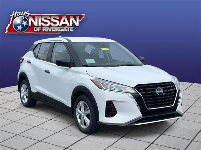 new 2025 Nissan Kicks Play car, priced at $22,040