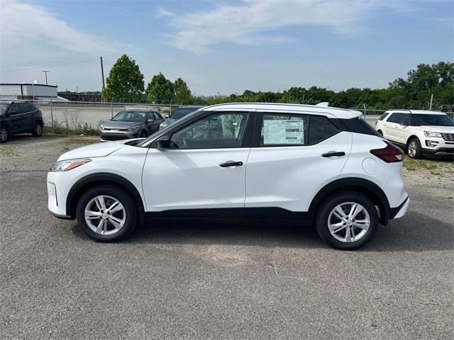 new 2025 Nissan Kicks Play car, priced at $23,850