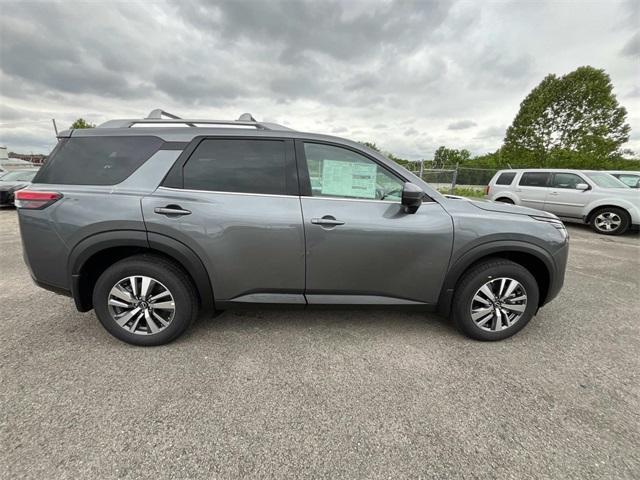 new 2025 Nissan Pathfinder car, priced at $39,217