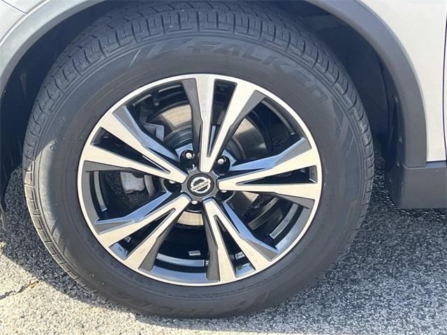 used 2018 Nissan Rogue car, priced at $12,988