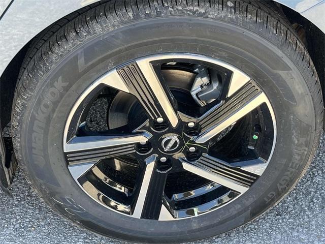 new 2025 Nissan Sentra car, priced at $22,904