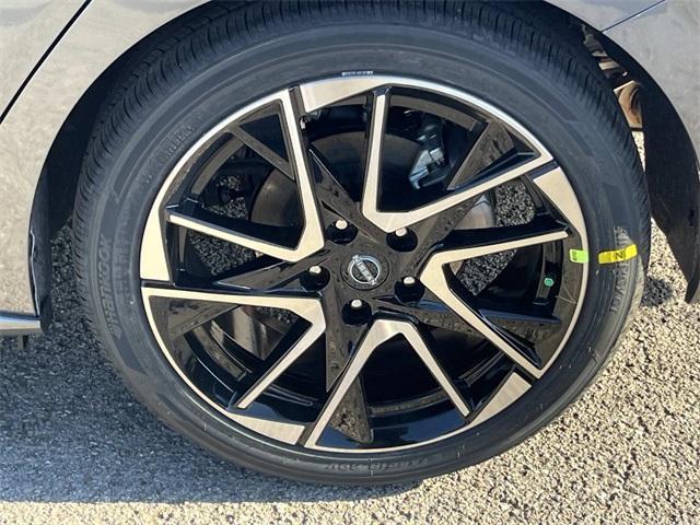 new 2025 Nissan Sentra car, priced at $25,575