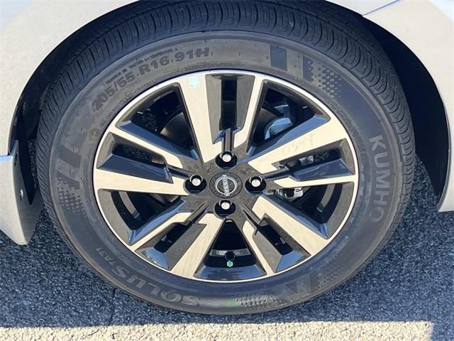 new 2025 Nissan Versa car, priced at $19,295