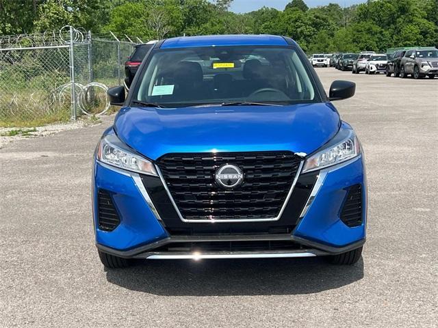 new 2025 Nissan Kicks Play car, priced at $23,760