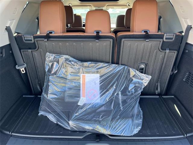 new 2025 Nissan Pathfinder car, priced at $48,910