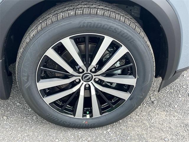 new 2025 Nissan Pathfinder car, priced at $50,348