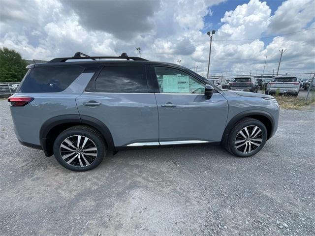 new 2025 Nissan Pathfinder car, priced at $50,348
