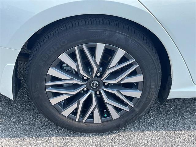 used 2024 Nissan Altima car, priced at $24,988