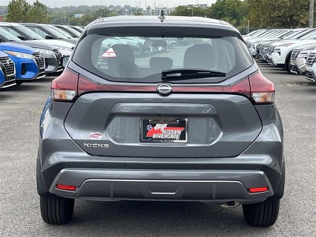 new 2025 Nissan Kicks Play car, priced at $22,040