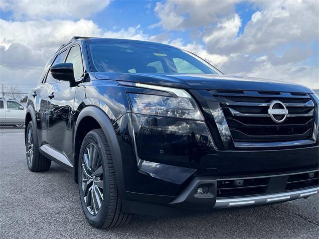 new 2025 Nissan Pathfinder car, priced at $45,263