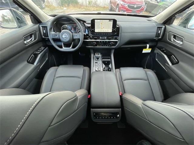 new 2025 Nissan Pathfinder car, priced at $45,263