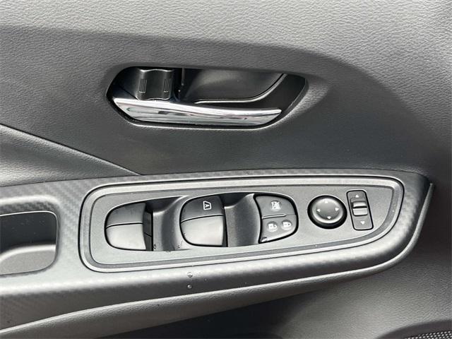 new 2025 Nissan Versa car, priced at $19,850