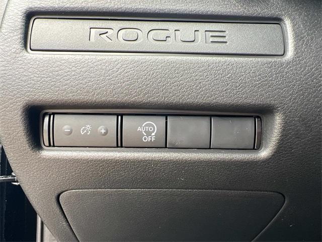 new 2025 Nissan Rogue car, priced at $27,562