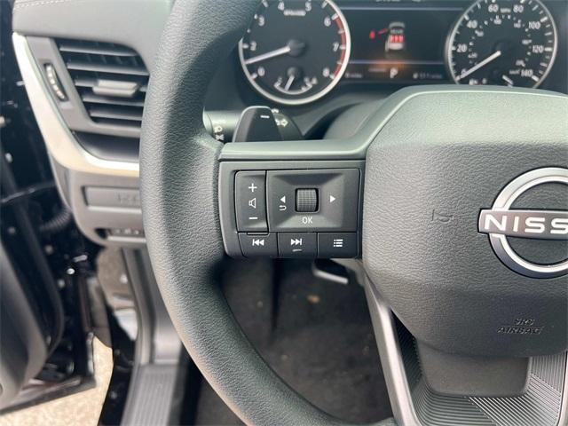 new 2025 Nissan Rogue car, priced at $27,562