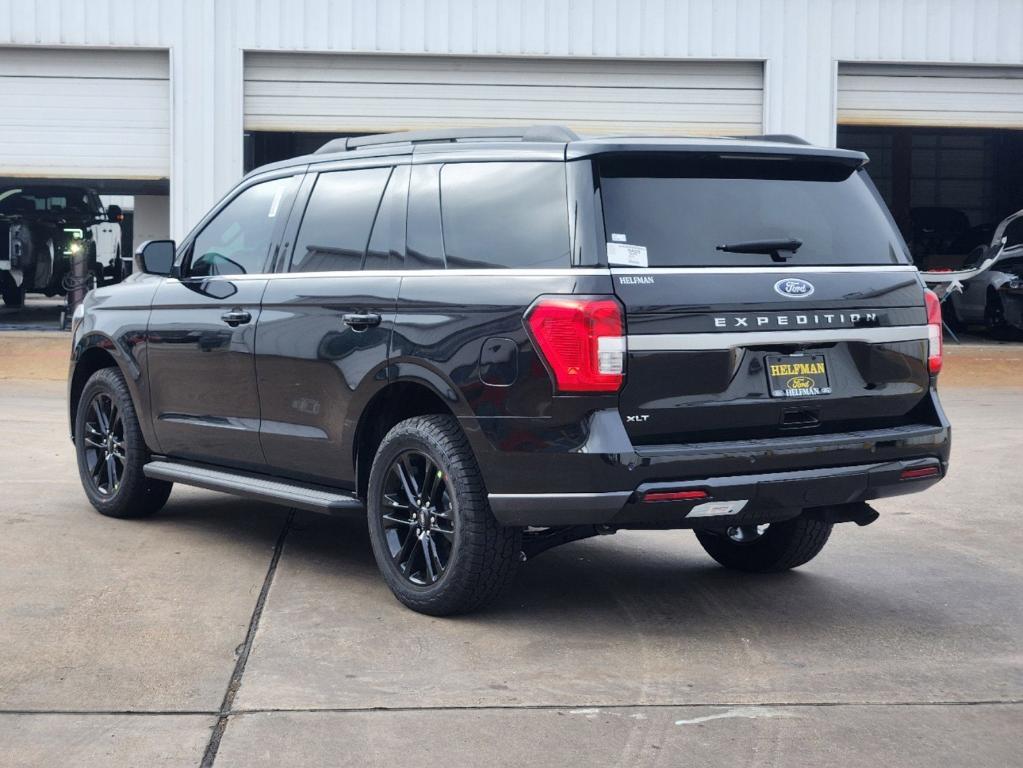 new 2024 Ford Expedition car, priced at $58,732