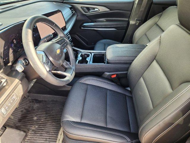 used 2024 Chevrolet Traverse car, priced at $41,991