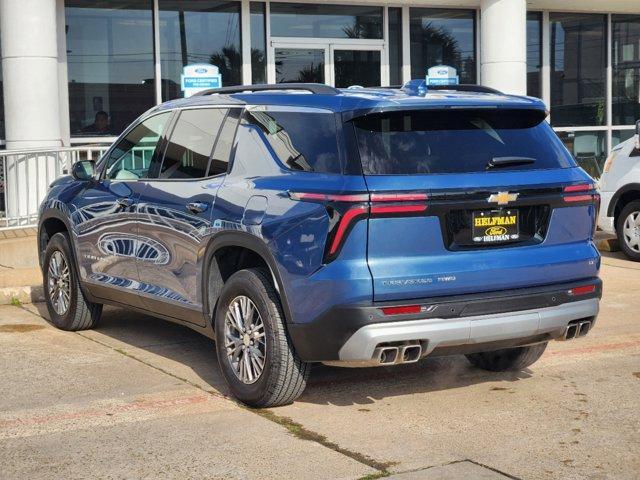 used 2024 Chevrolet Traverse car, priced at $41,991