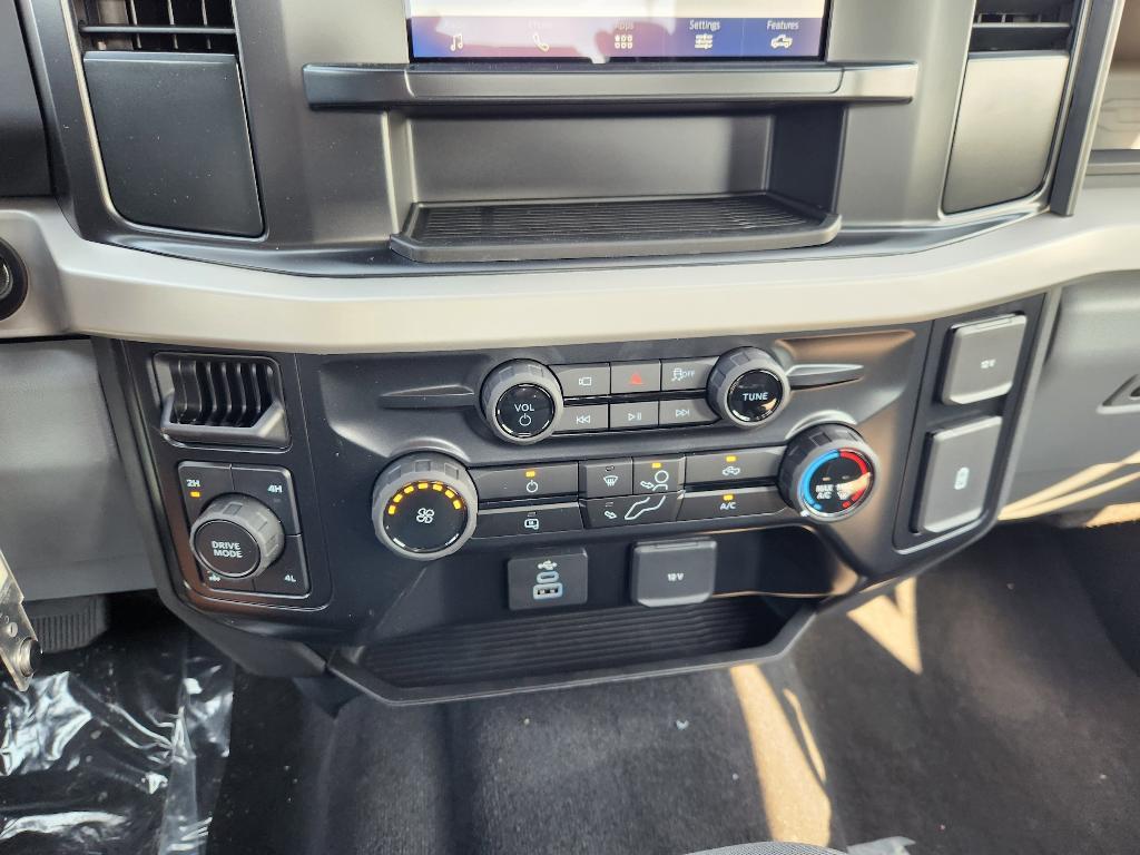 new 2025 Ford F-250 car, priced at $56,071