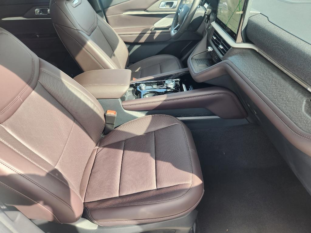 new 2025 Ford Explorer car, priced at $51,733