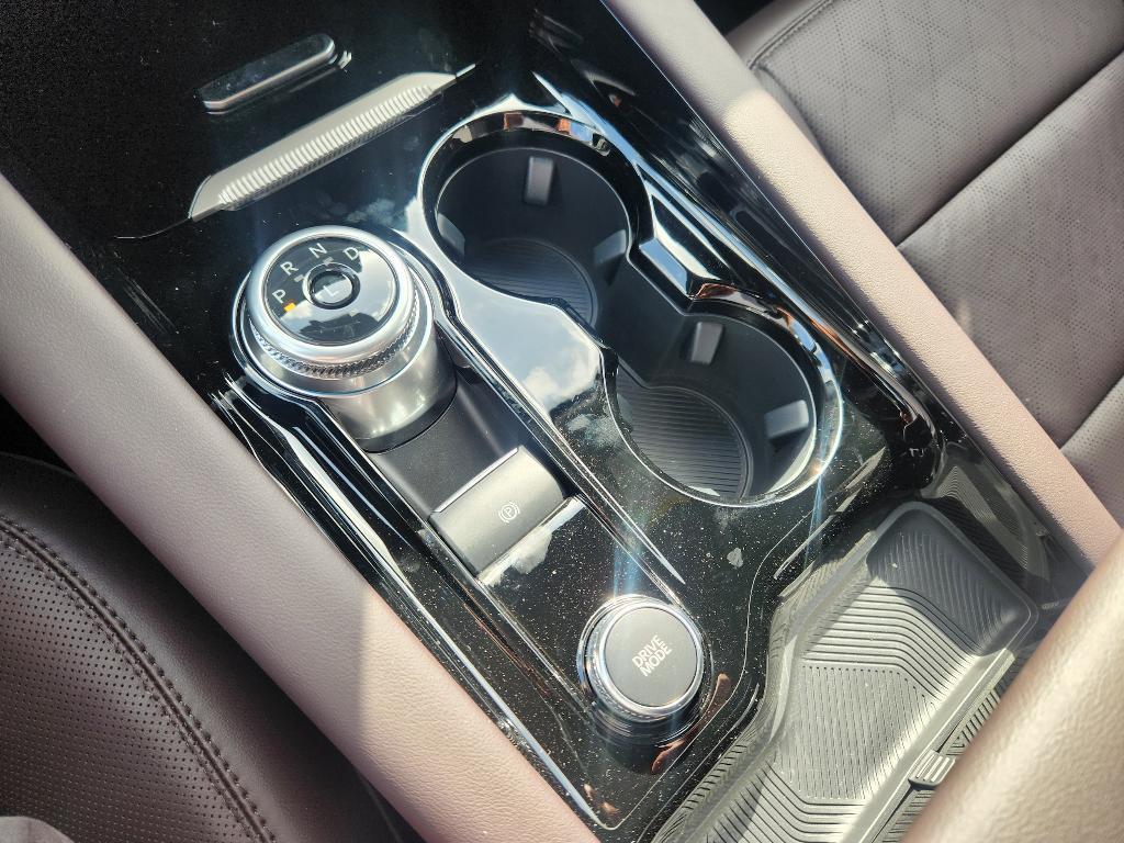 new 2025 Ford Explorer car, priced at $51,733