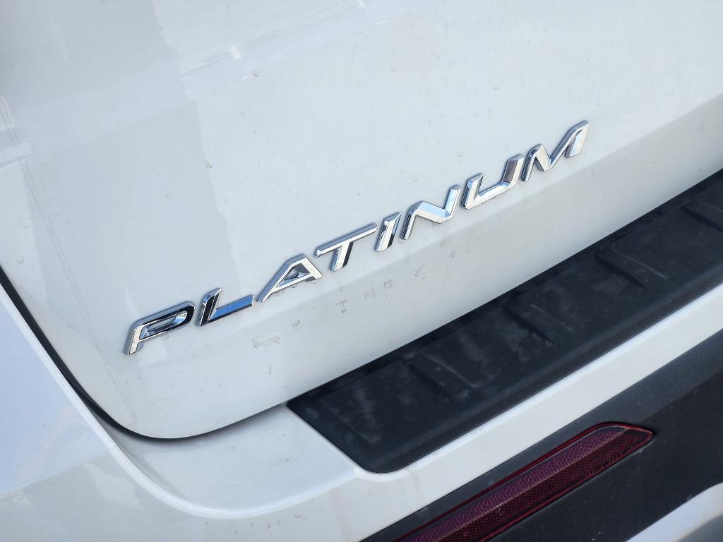 new 2025 Ford Explorer car, priced at $51,733