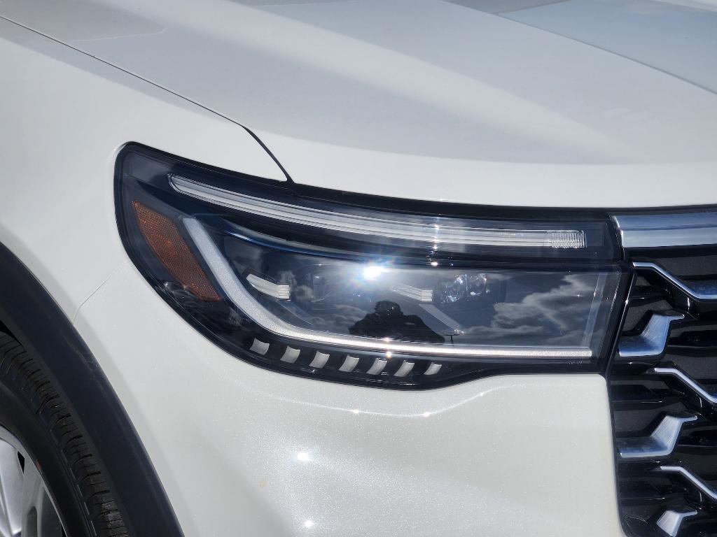 new 2025 Ford Explorer car, priced at $51,733