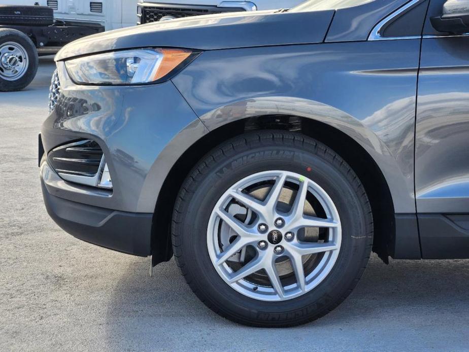 new 2024 Ford Edge car, priced at $35,365